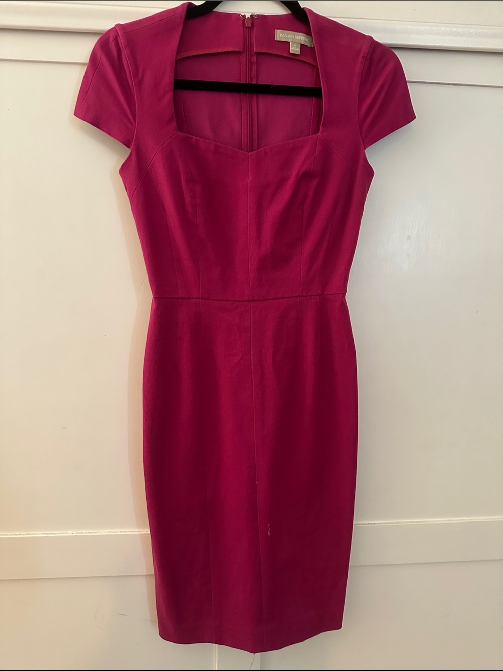 Banana Republic Fuchsia Cap-Sleeve Sheath Dress